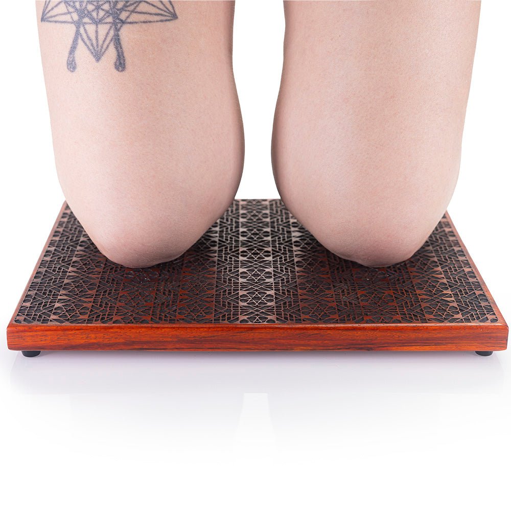 Ishidaki Kneeling Board w/ Byzantine Pattern | Custom BDSM LVX Supply