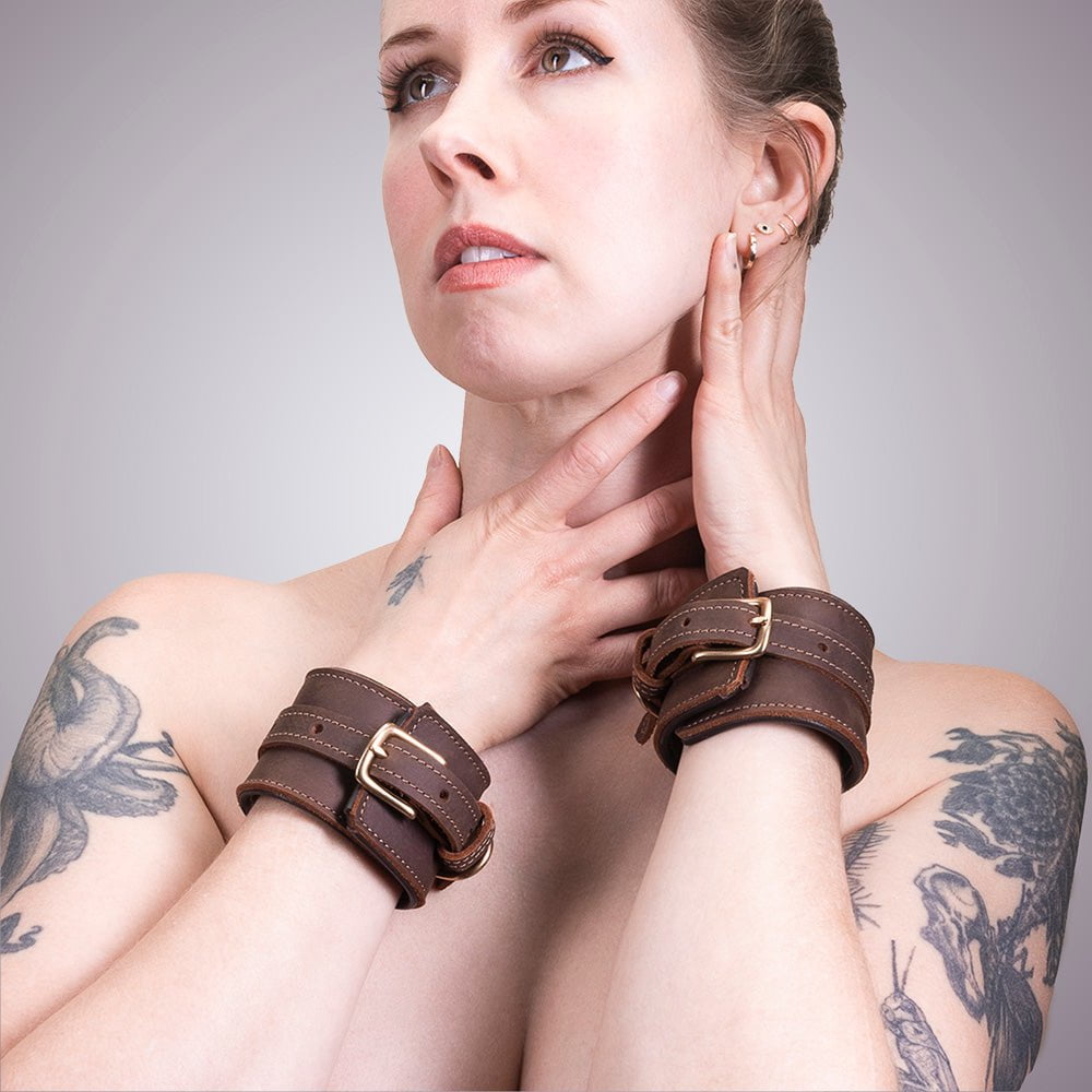 Quick-Release Bondage Cuffs Set | BDSM Leather | LVX Supply & Co. 