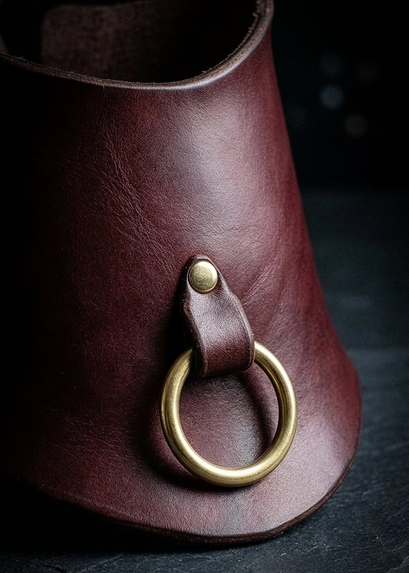 Molded Leather Posture Collar [Suede-Lined] materials detail
