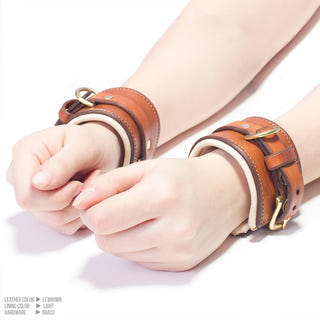 Classic Padded Leather Collar & Cuffs [SET]
