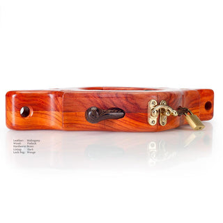 Wood & Padded Leather Yoke Collar